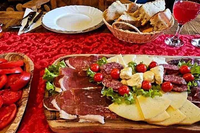 Private Authentic Local Food At Family Home Experince