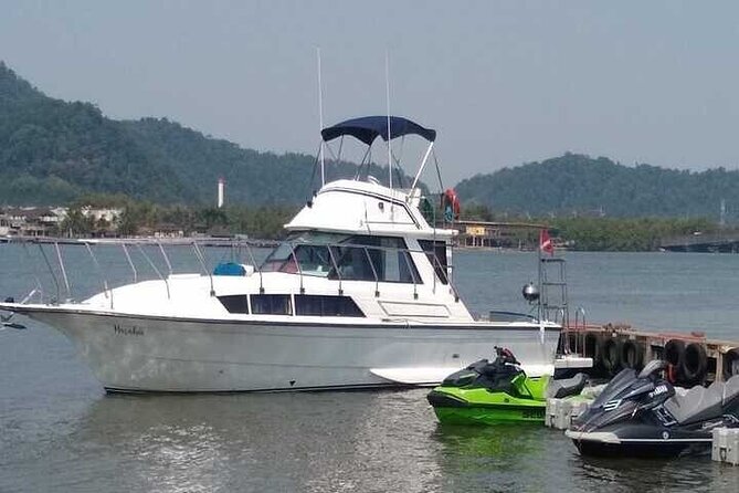 Private Boat Tour In Santos – Full Day With Barbecue and Drinks