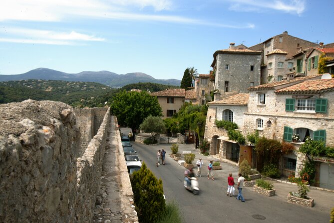 Private Cannes and Saint Paul-De-Vence Half-Day Tour From Nice