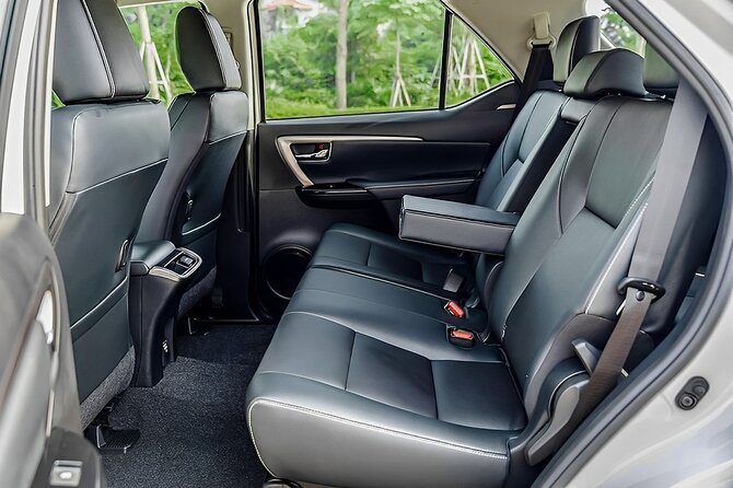 Private Car Between Hue/ Phu Bai Airport and Hoi An