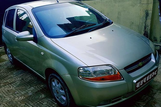 Private Car Transfer From Kathmandu Airport to Hotels in Kathmandu - Overview of the Service