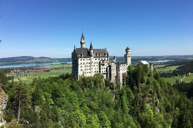 Private Castle Tour From Munich: Neuschwanstein, Hohenschwangau, and Linderhof