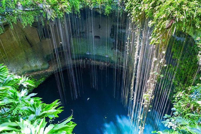 Private Chichen Itza, Cenote and Valladolid Tour With Lunch