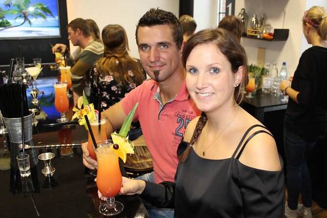 Private Cocktail Workshop With Professional Bartender in Trier