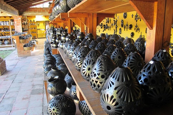 Private Day Tour Including Artisan Villages of Alebrijes and Black Pottery