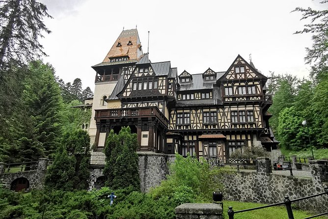 Private Day Tour – Transylvania & Draculas Castle Through The BackDoor!