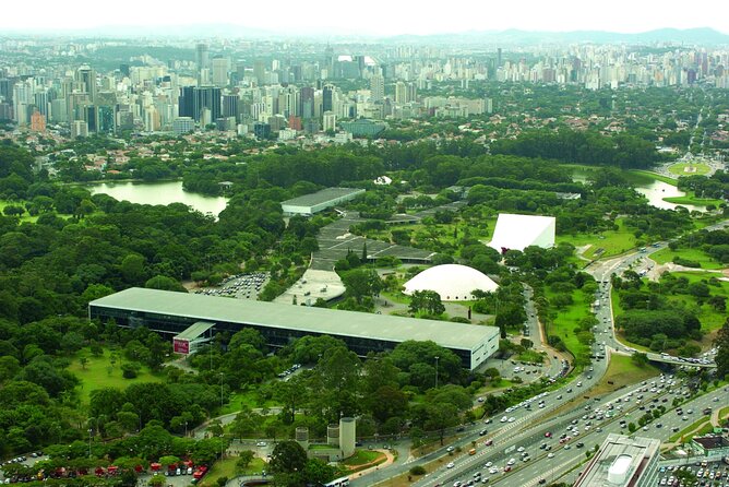 Private Departure Transfer: São Paulo Hotels to Guarulhos International Airport