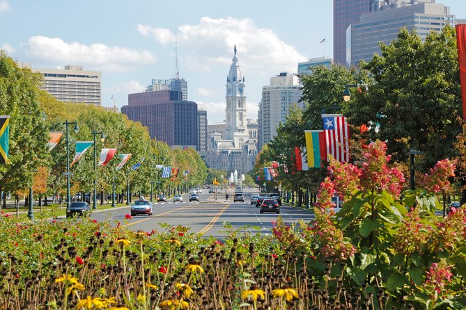 Private Full Day City of Philadelphia Tour With Museum Admission