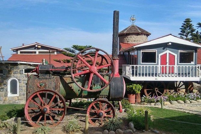 Private Full Day Trip to Isla Negra, Algarrobo & Pomaire From Santiago - Tour Highlights