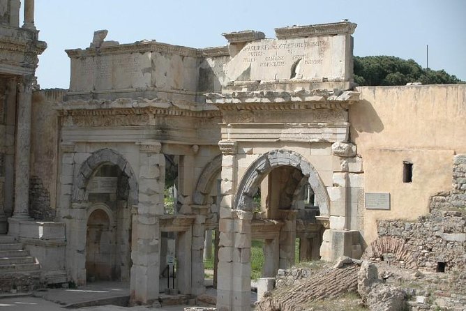 Private Guide and Vehicle to Ephesus