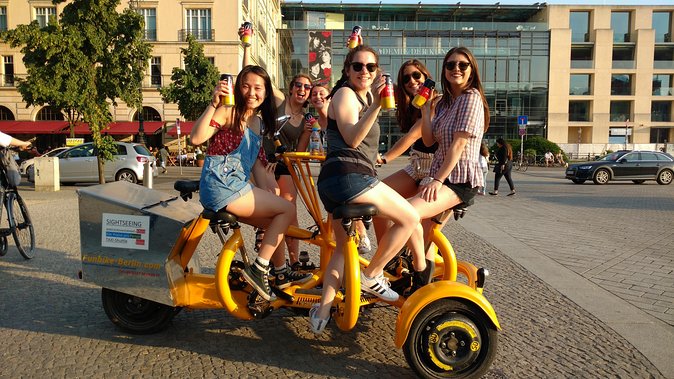 Private Guided Funbike Sightseeing Tour in Berlin