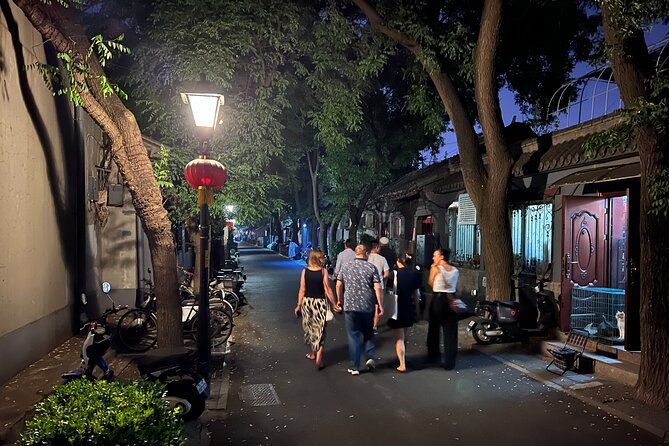 Private Guided Walking Tour in the Hidden Bars of Hutong, Beijing