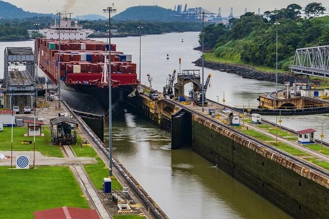 Private Half-Day Tour to the Panama Canal