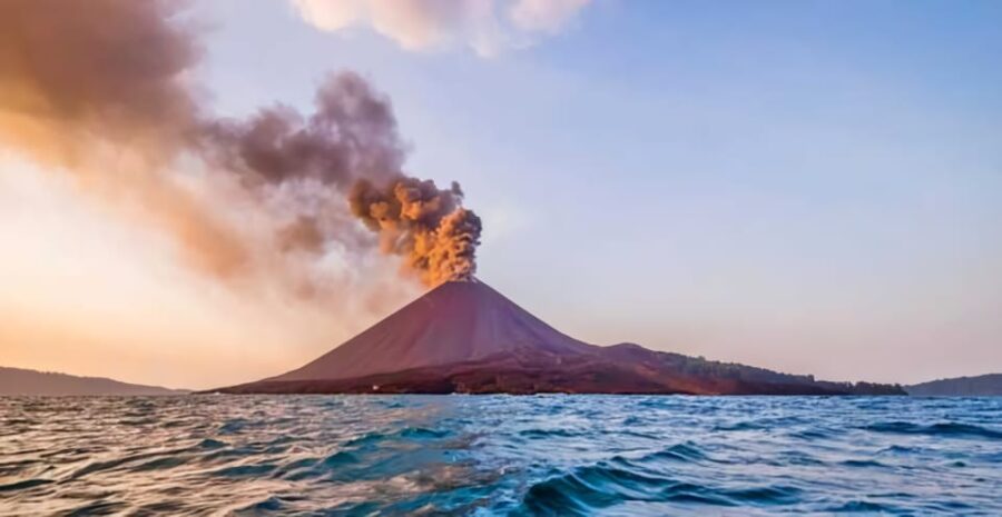 Private Jakarta Tour : Exploring Mount Krakatau Volcano Tour