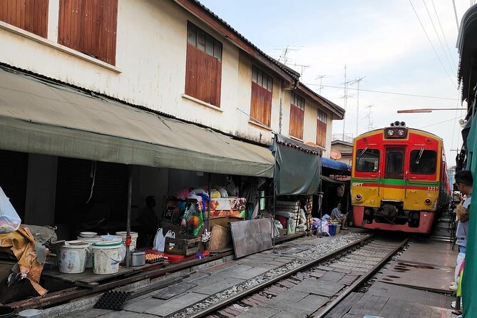 Private Maeklong Railway Market and Amphawa Day Tour From Bangkok