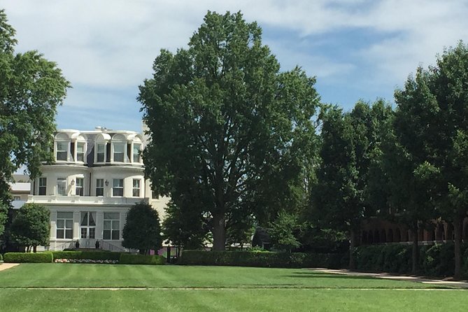 Private Marine Corps Tour of Washington DC by Luxury Car