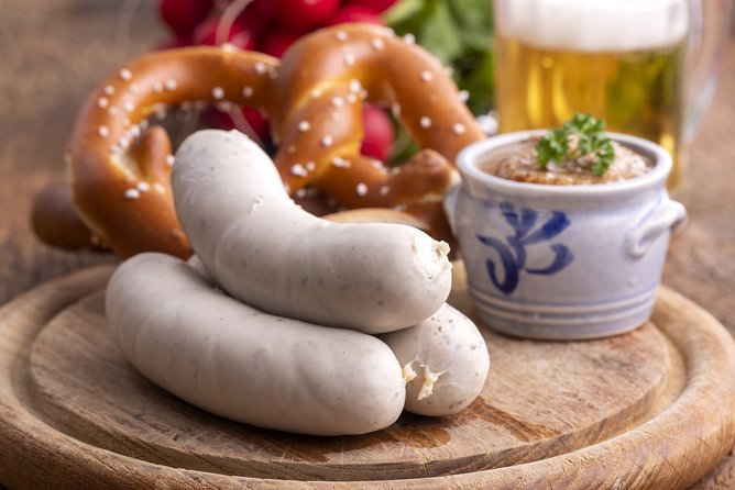 Private Munich Beer Hall-Hopping, 3-Course-Menu, Beer & Tasting