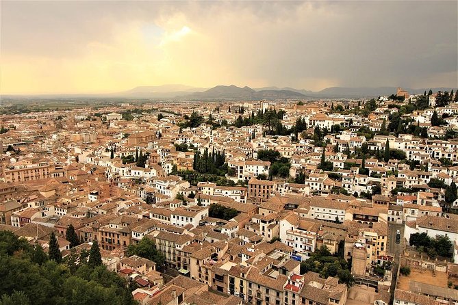 Private Official Tour Guide for Visit to Alhambra in Granada From Cordoba Hotel