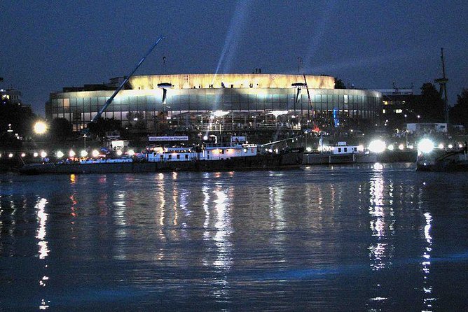 Private One Way Transfer From Cesky Krumlov to Linz