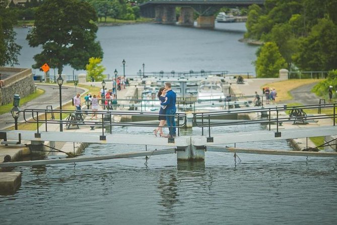 Private Photo Session With a Local Photographer in Ottawa - Session Details