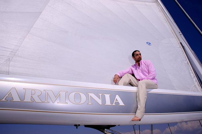 Private Photo Session With a Local Photographer in Paros