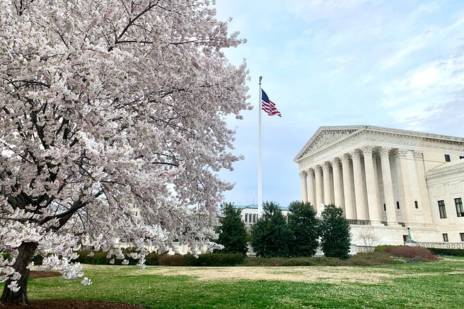 Private Photoshoot Outside the White House & Supreme Court