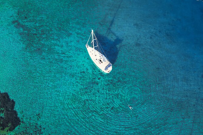 Private Sailing Cruise to Dia Island With Meal & Water Activities