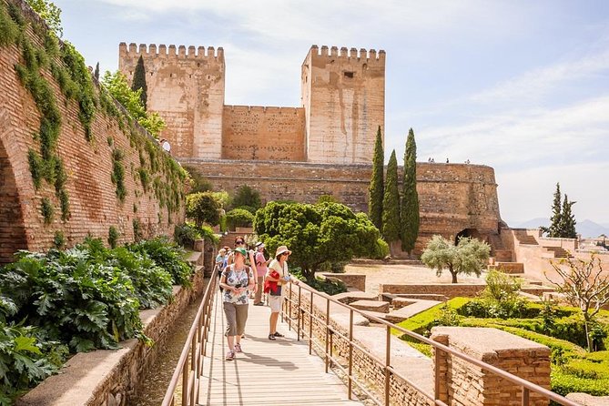 Private Shore Excursion to the Alhambra Palace From Almeria