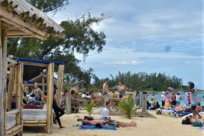 Private Shuttle to Bamboo Blu Beach Club From Ocho Rios