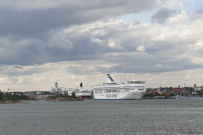 Private Sightseeing Tour Around Helsinki by VIP Car for 1-6 Pax. - Tour Overview and Customization