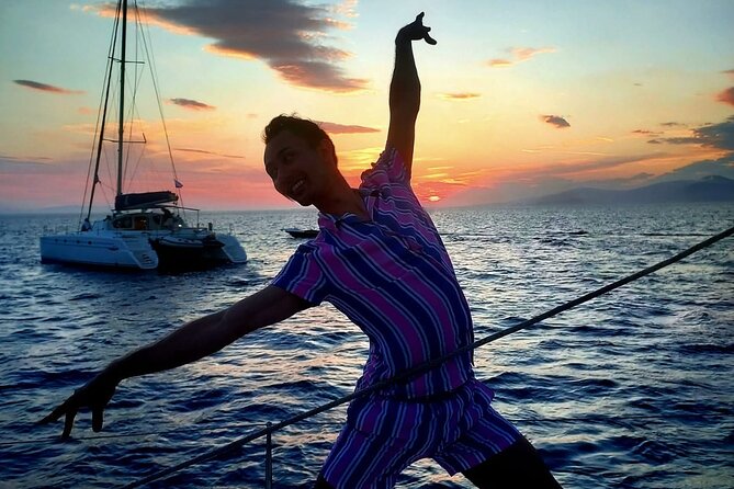 Private Sunset Cruise to Rhenia&Little Venice With Mykonian Viand