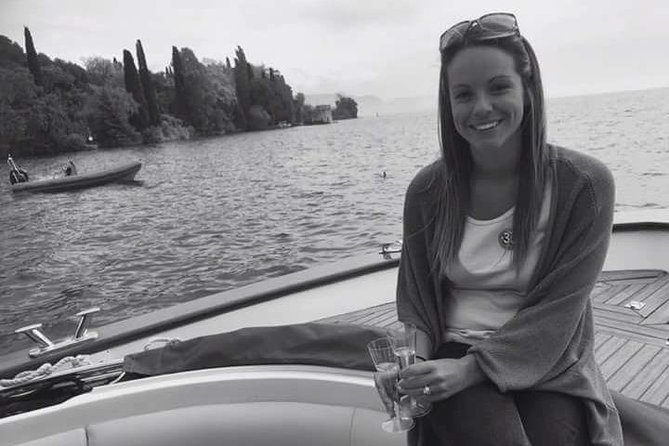 Private Sunset Cruise With Toast - Onboard Amenities