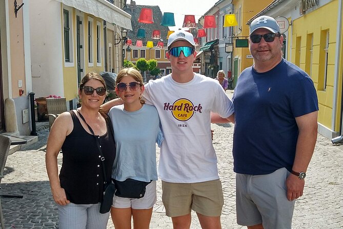 Private Szentendre and Vac Tour From Budapest With Transport