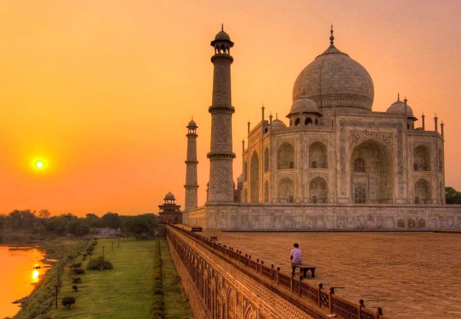 Private Taj Mahal Guided Tour by Car – Skip-The-Line