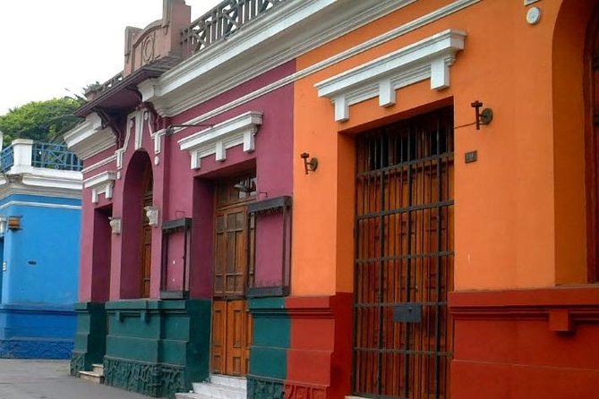 Private Tour: Barranco Sightseeing Tour Including Osma Museum, Dedalo Store and the Bridge of Sighs