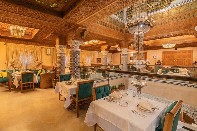 Private Tour Casablanca With Lunch, Mosque Entrance Included