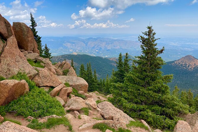 Private Tour of Pikes Peak & Garden of the Gods From Denver