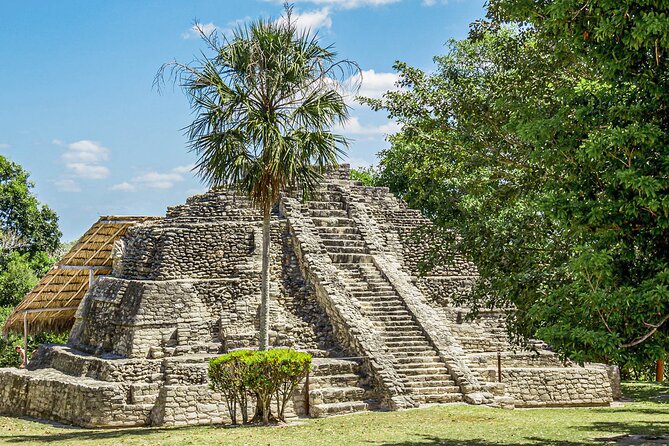 Private Tour Pyramids of Chacchoben and Mahahual With Transportation