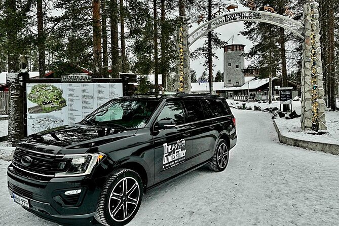 PRIVATE Tour RANUA ZOO VIP Car - VIP Car Experience