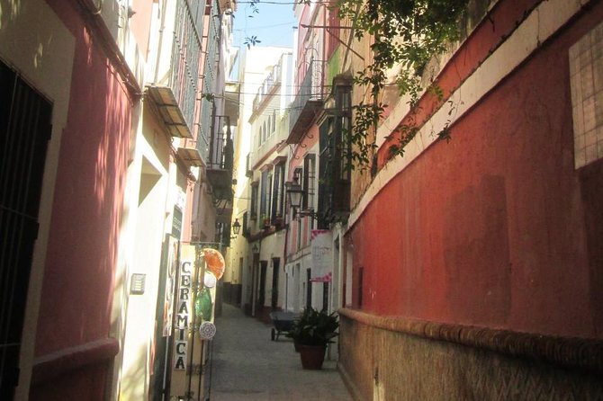 Private Tour Through the Old Jewish Neighbourhood.