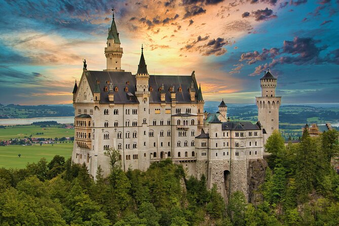 Private Tour to Neuschwanstein+Highline 179+Garmisch From Munich