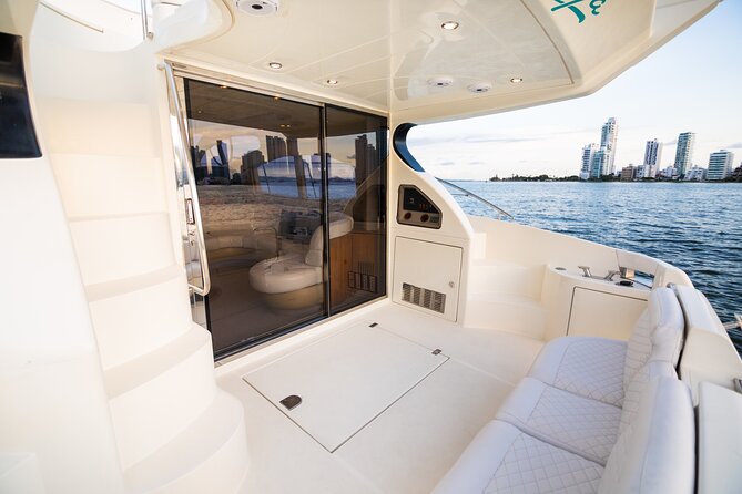 Private Tour to Rosario Islands & Cholón Aboard 46 Yacht - Tour Overview