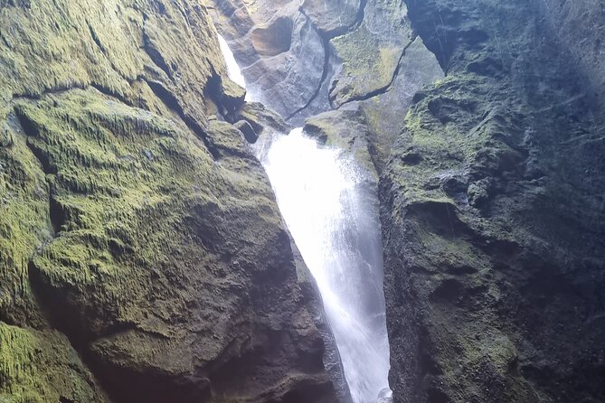 Private Tour to Þjórsárdalur Glaciers and Waterfalls
