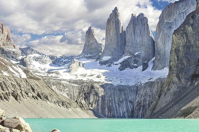Private Tour: Torres Del Paine National Park and Milodon Cave With Lunch