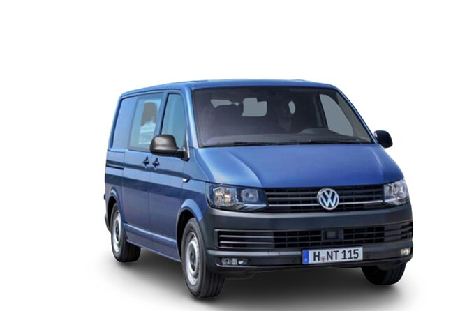 Private Transfer From Dublin City Center to Dublin Airport One Way Minivan
