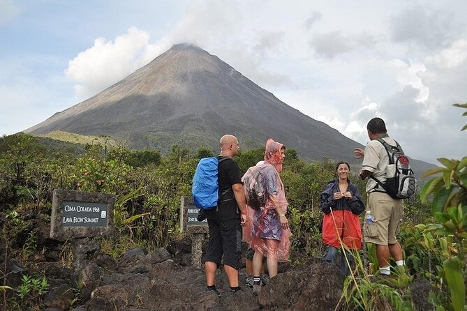 Private Transfer From Liberia Airport to Arenal La Fortuna