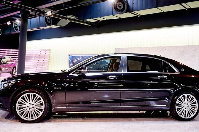 Private Transfer:- Toronto Pearson Airport or Markham City Ontario
