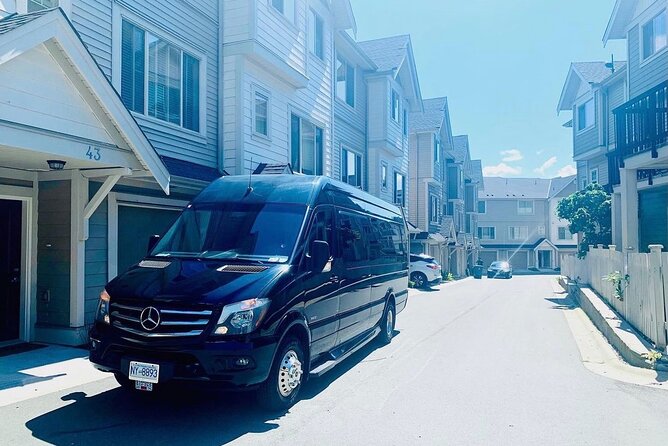 Private Transfers From Vancouver Airport to Downtown Vancouver.