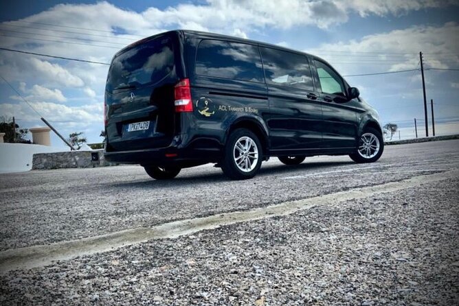 Private Transportation From Airport to Oia Review