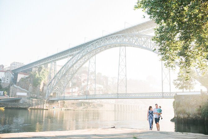 Private Vacation Photography Session With Local Photographer in Porto - Whats Included and Excluded
